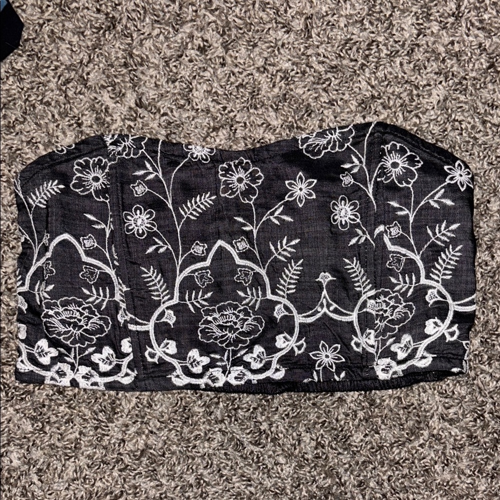 Floral Gray and White Tube Top